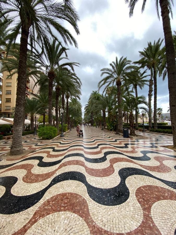 Calle San Carlos 132 Alicante Exterior foto